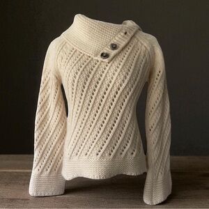 New! FISHERMAN OUT OF IRELAND Mohair Wool Bell Sleeve Sweater Size
Medium